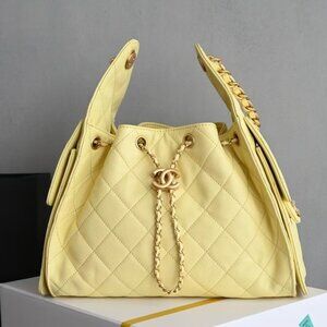 Classic CHANEL Bag: A Stylish and Versatile Choice for Elegance